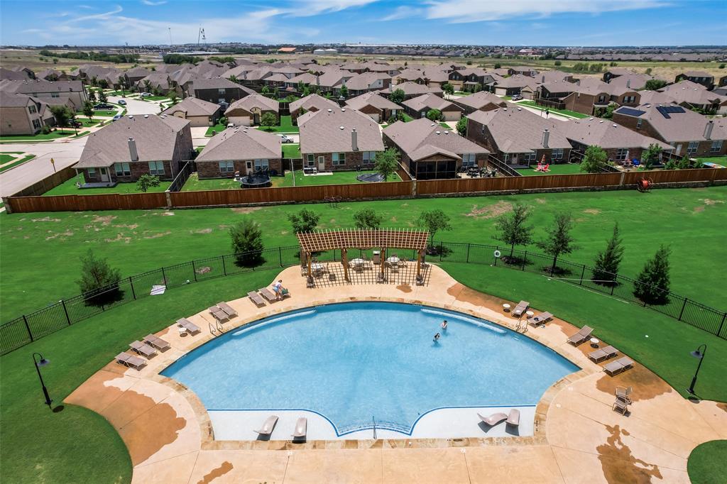 Devonshire Village 8 - Residential Lease