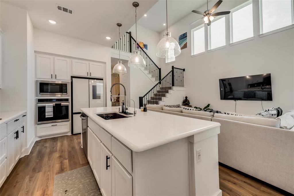 Devonshire Village 8 - Residential Lease