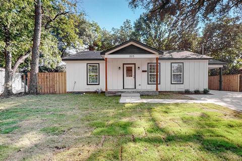 A home in Terrell