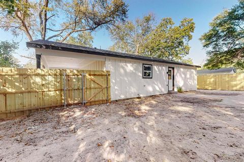 A home in Terrell