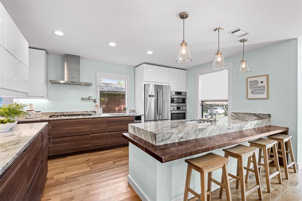 2547 Wentworth Street