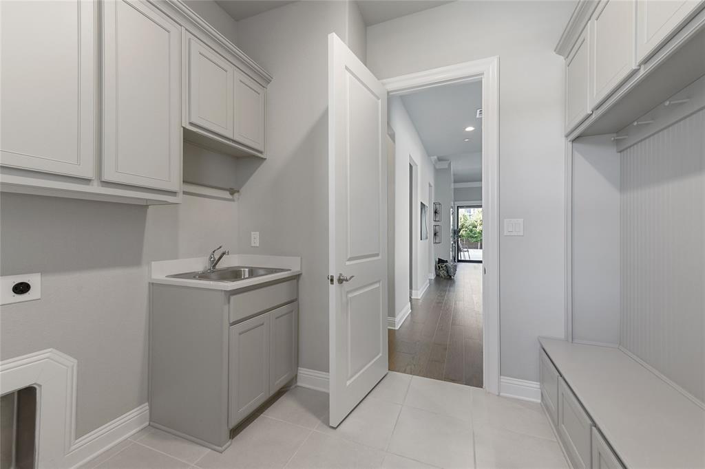 Lexington Ph Seven - Residential