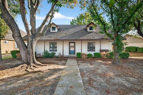 612 S Arizona Celina TX 75009