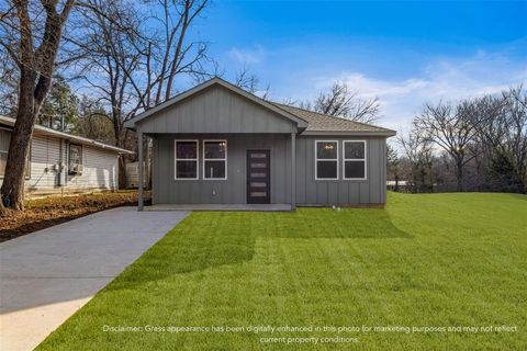 913 W Sherman Street Paris TX 75460