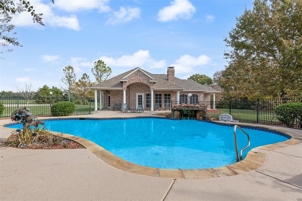 Money Add The - Residential