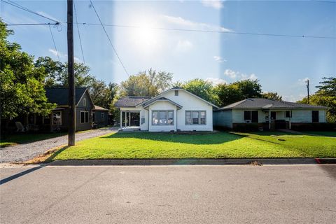 218 N Burdette Avenue Sherman TX 75090