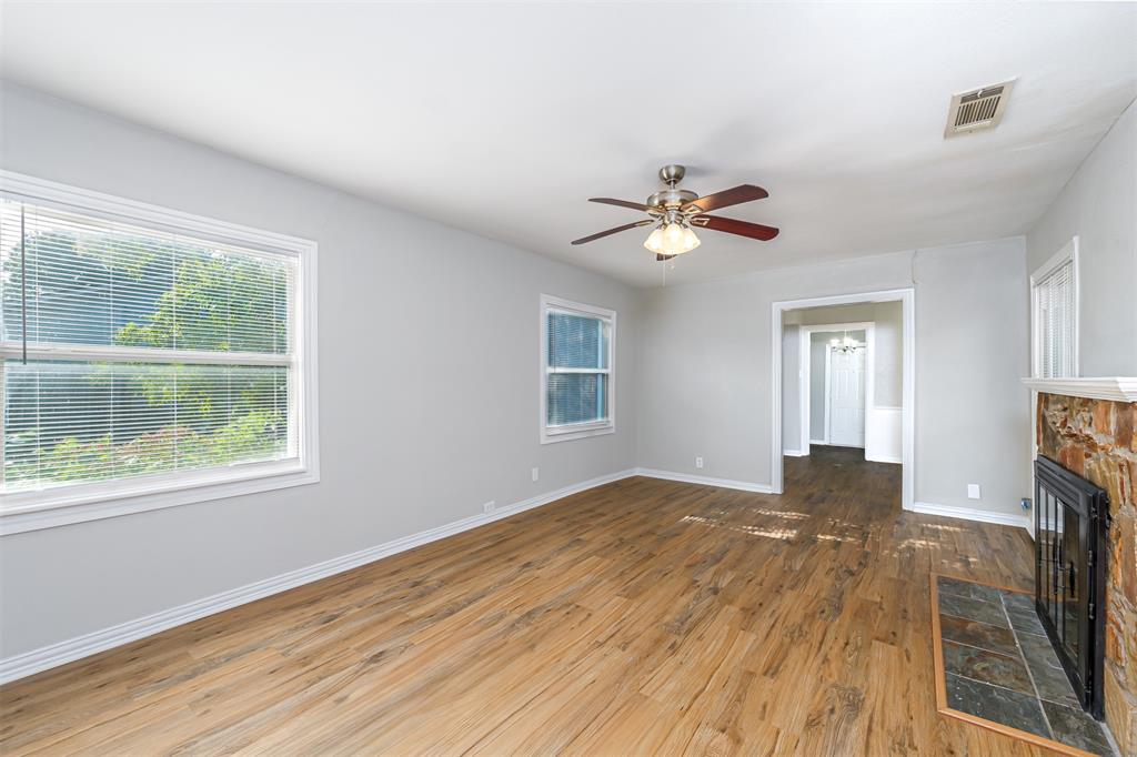 1924 N Edgewood Terrace