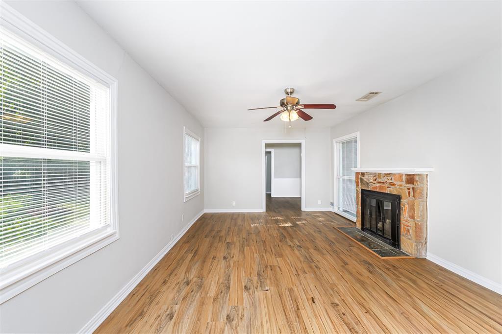 1924 N Edgewood Terrace