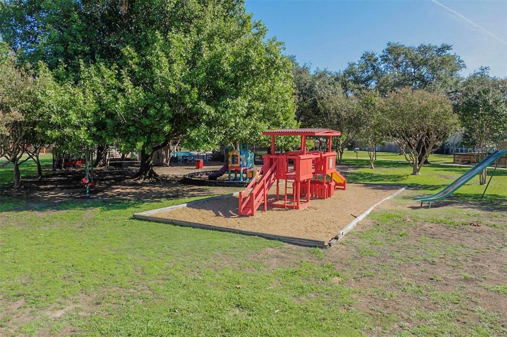 Prestonwood - Residential