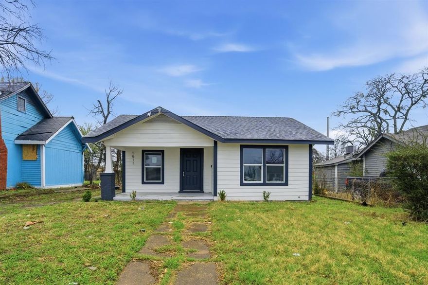 Charming home in the heart of Oak Cliff with easy access to downtown Dallas! This property offers a functional layout, spacious living areas, and plenty of natural light throughout. It has been freshly renovated, and new appliances were just installed after listing photos were taken! Property also features a 1 bedroom 1 bathroom casita in the backyard! Conveniently located near major highways, shopping, dining, and schools, making commuting and daily errands a breeze. The large yard provides plenty of space for outdoor entertaining, pets, or future improvements. A great opportunity for homeowners or investors looking for value in a rapidly developing area. Schedule your showing today!