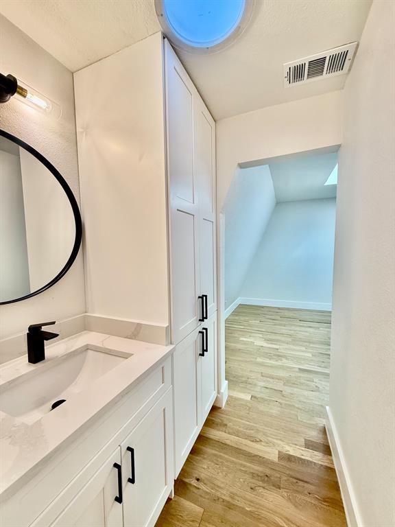 Bristle Cone Twnhs Conds - Residential Lease