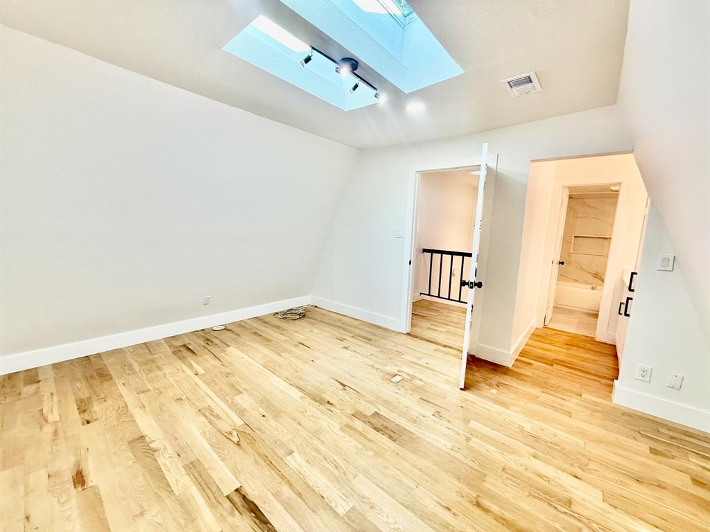 Bristle Cone Twnhs Conds - Residential Lease