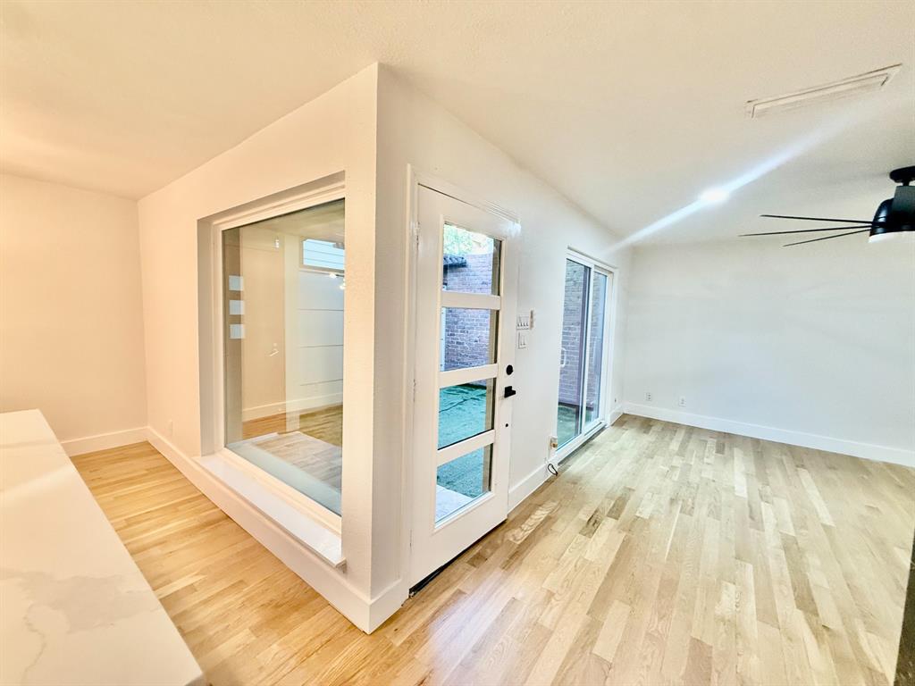 Bristle Cone Twnhs Conds - Residential Lease