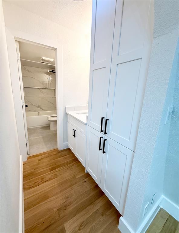 Bristle Cone Twnhs Conds - Residential Lease