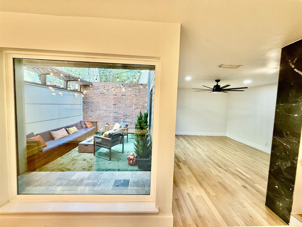 Bristle Cone Twnhs Conds - Residential Lease