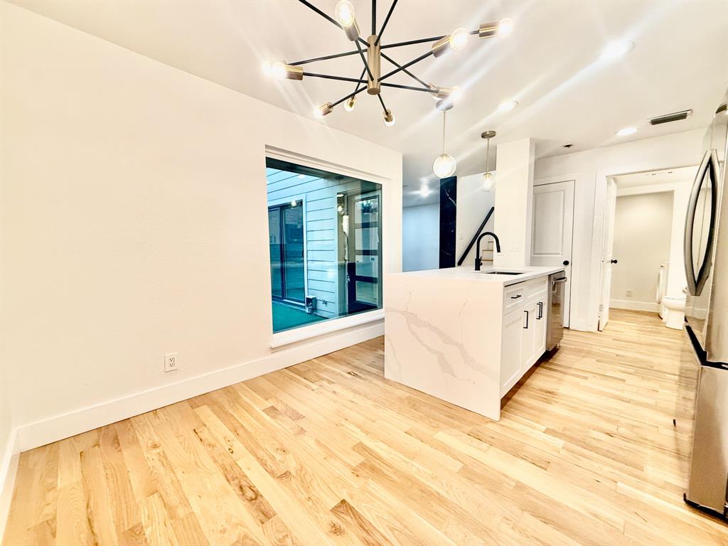 Bristle Cone Twnhs Conds - Residential Lease