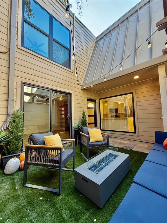 Bristle Cone Twnhs Conds - Residential Lease