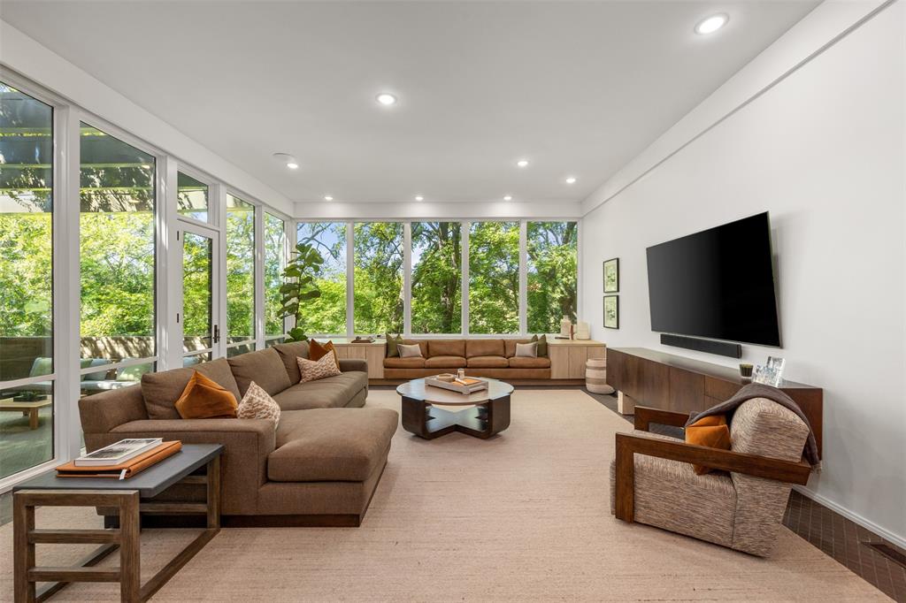 Highland Park Townhomes - Residential