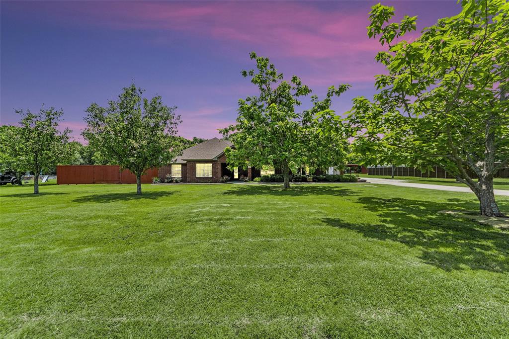 805 Cross Timbers Drive