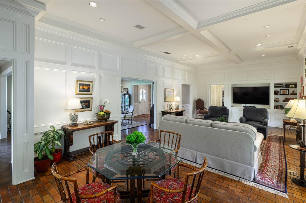 Northwood Hills 01 - Residential