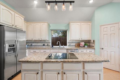 Tiny photo for 1002 Muirfield Drive, Mansfield, TX 76063 (MLS # 21098925)