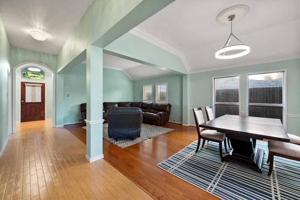 1002 Muirfield Drive