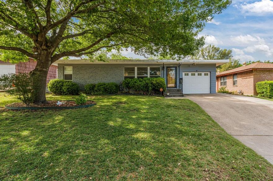 Charming single-story home with a spacious and versatile layout, offering multiple living areas and a functional flow ideal for both everyday living and entertaining. The home features 3 bedrooms and 3 bathrooms, including a private primary suite with an ensuite bath.

At the heart of the home, the kitchen opens to a large family room, creating a natural gathering space filled with light and comfort. A separate living room at the front of the home provides additional flexibility for formal living, a home office, or a playroom.

The backyard serves as a private retreat, fully fenced with a covered patio—perfect for relaxing or entertaining outdoors. Additional highlights include a ample storage and well-placed closets throughout, a walk-in pantry, and attached garage.

Conveniently located near TCU, University Park Village, Clearfork, and Fort Worth’s best shopping and dining, this home offers both comfort and convenience in an established neighborhood.