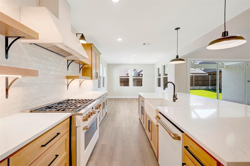 Elevon - Residential