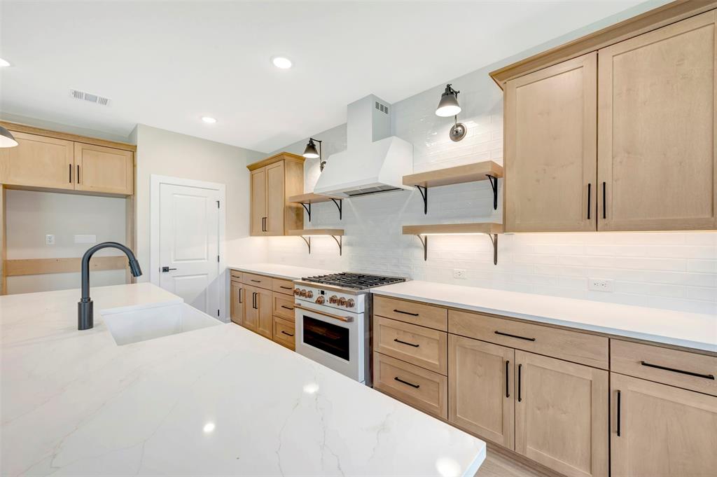 Elevon - Residential