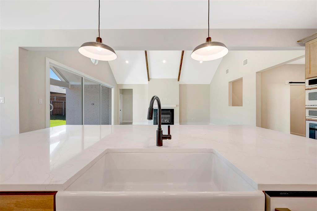 Elevon - Residential