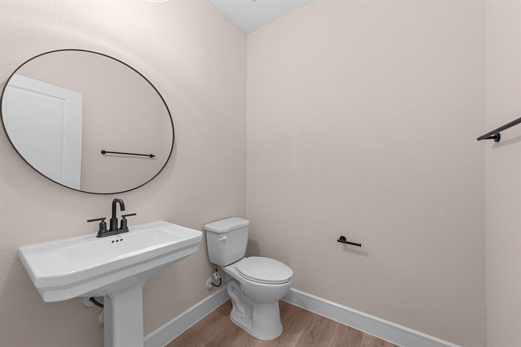 Elevon - Residential