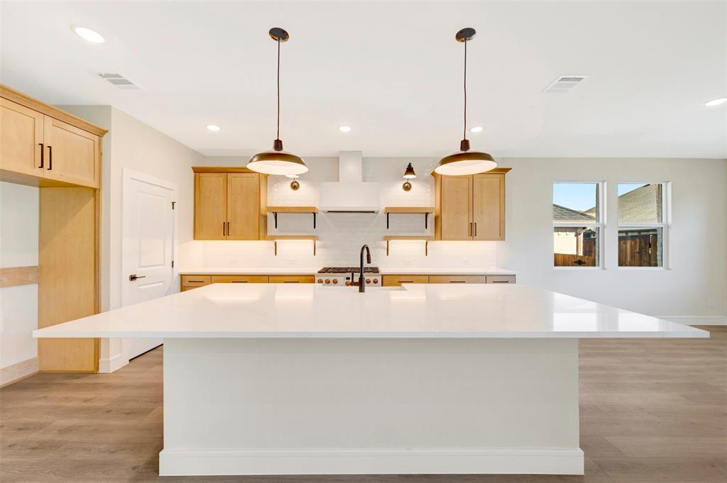 Elevon - Residential