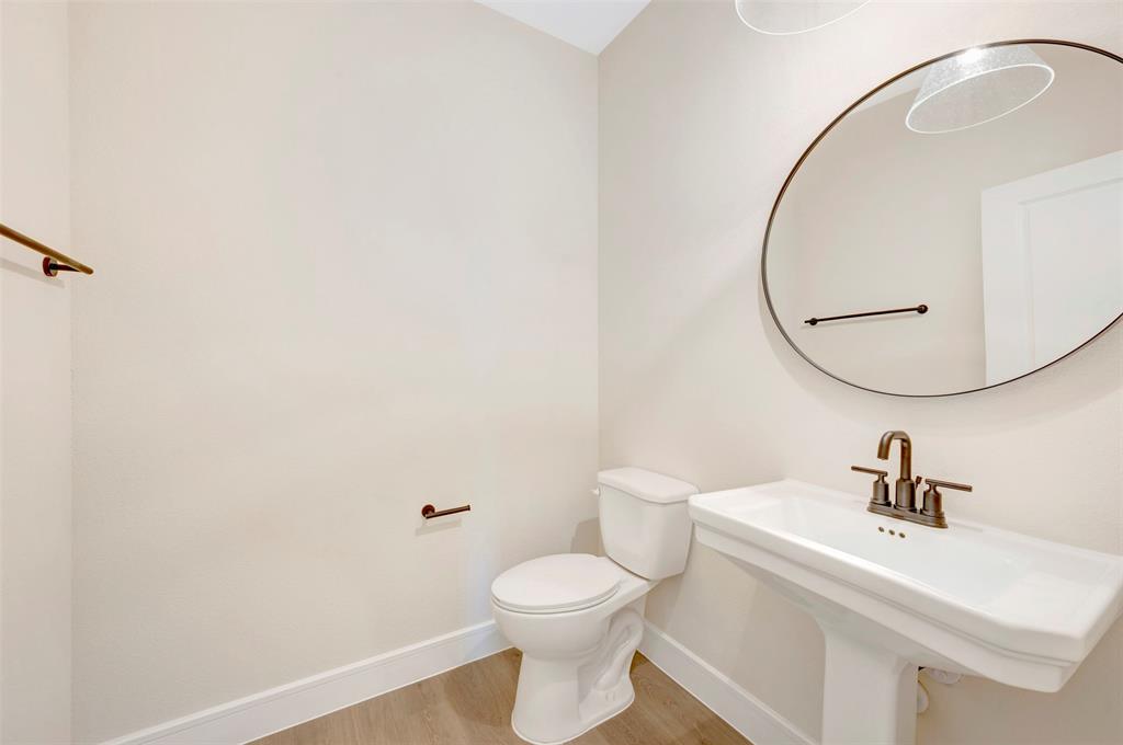 Elevon - Residential