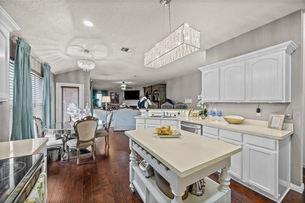 1707 W Venus Drive