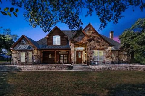 A home in Granbury