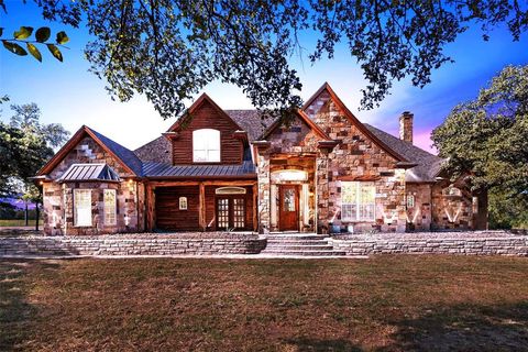 A home in Granbury