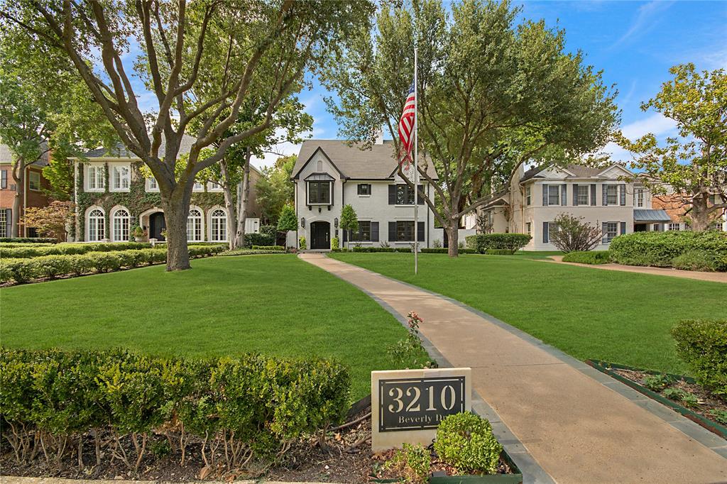 3210 Beverly Drive