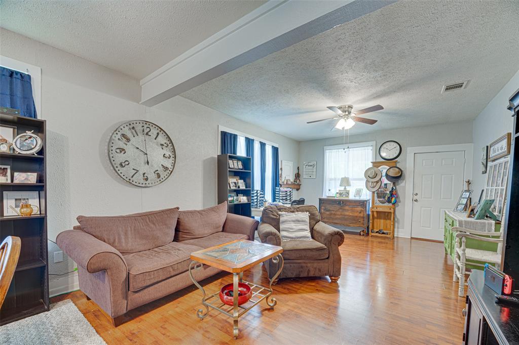 Ennis-Div - Residential