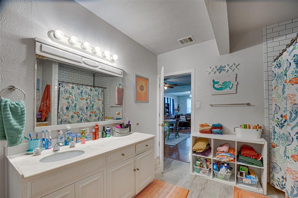 Ennis-Div - Residential