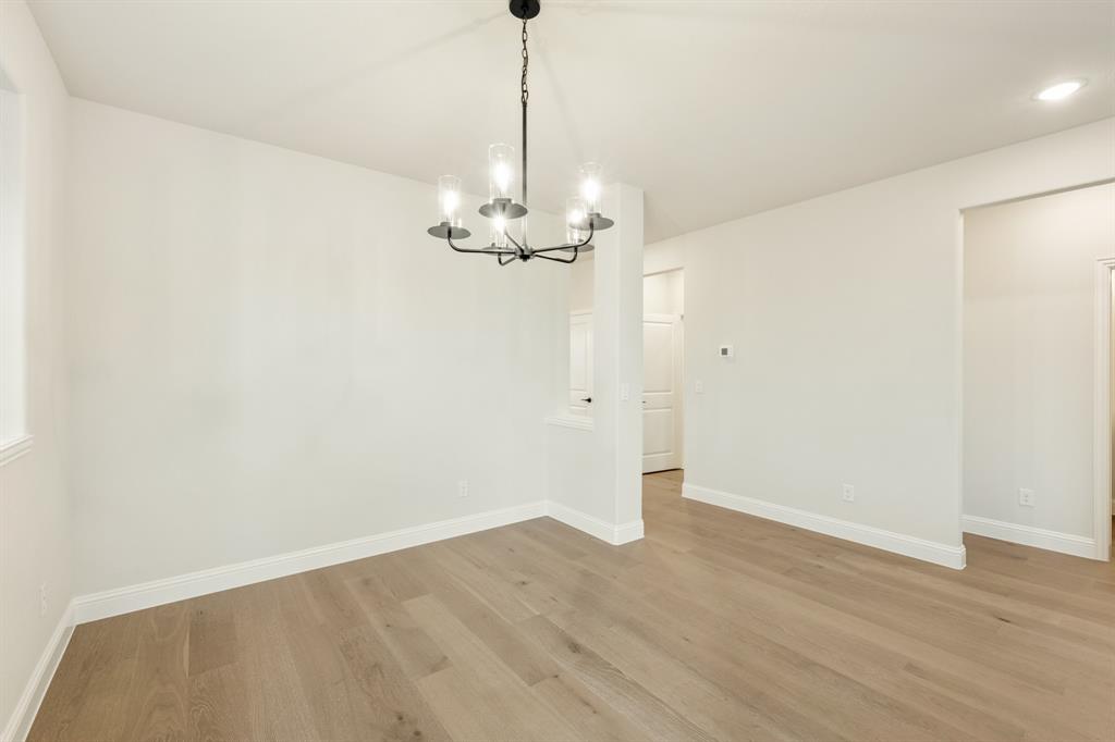 The Retreat at North Grove 70-75 - Residential