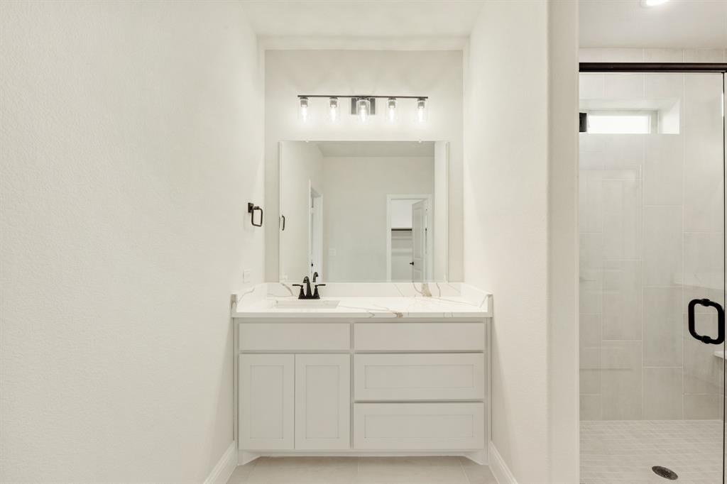 The Retreat at North Grove 70-75 - Residential