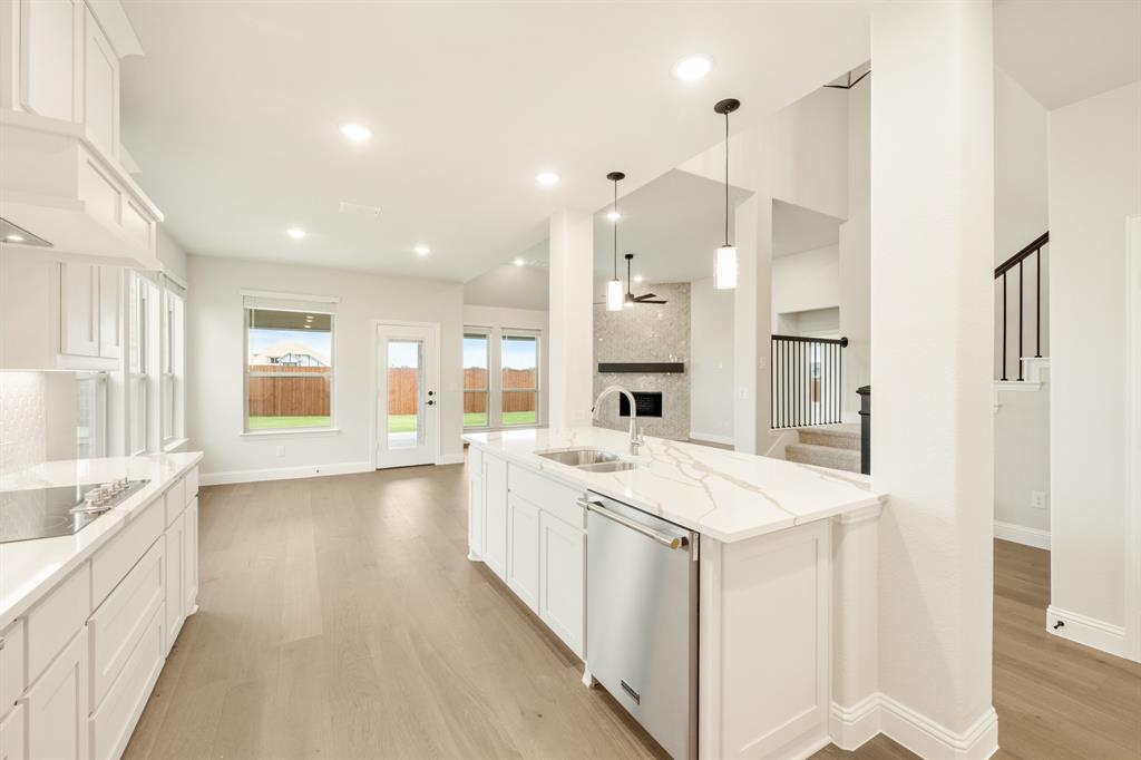 The Retreat at North Grove 70-75 - Residential