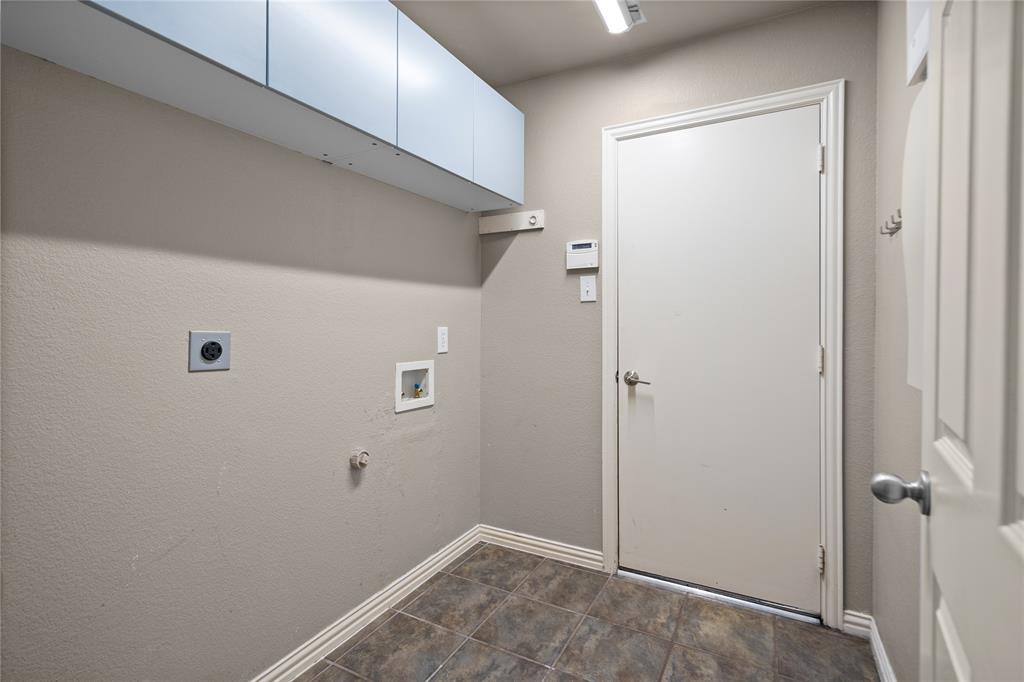 Woodbridge Ph 06 - Residential