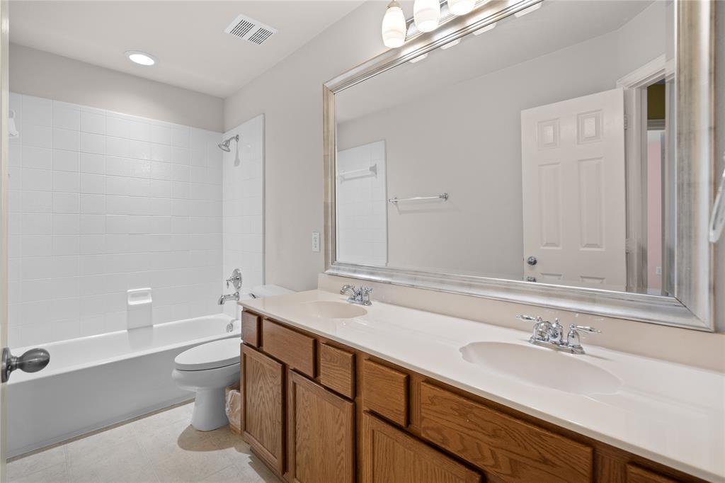 Woodbridge Ph 06 - Residential