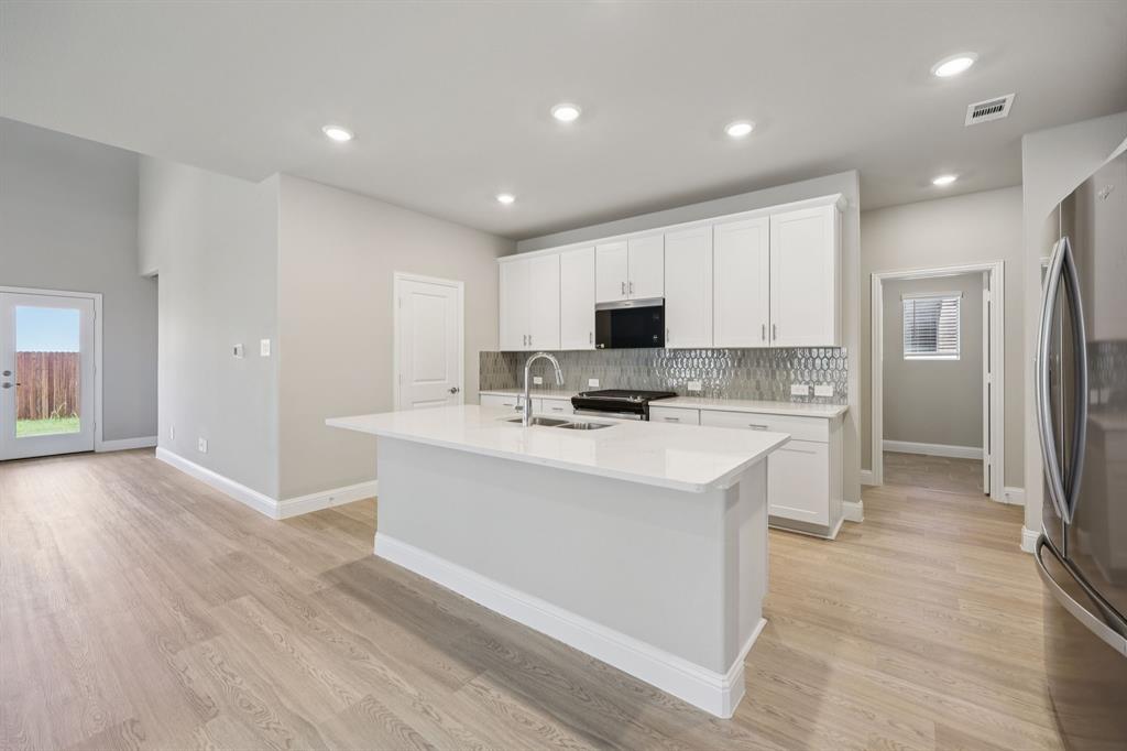 519 Midnight Oak Drive