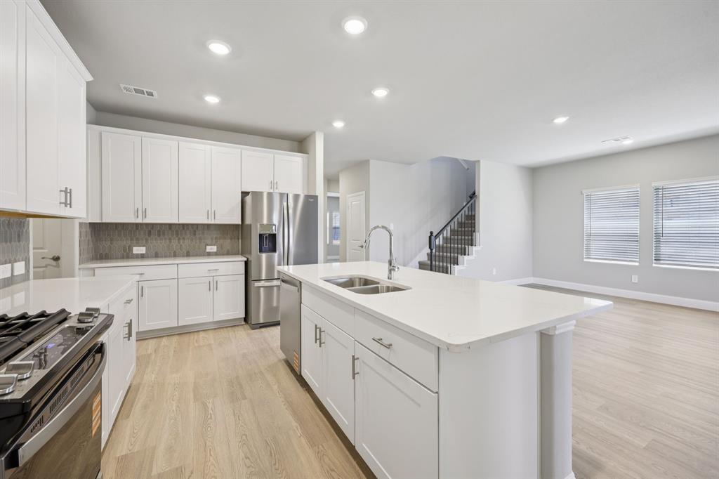 519 Midnight Oak Drive