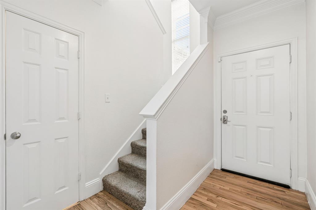 2117 Parkview