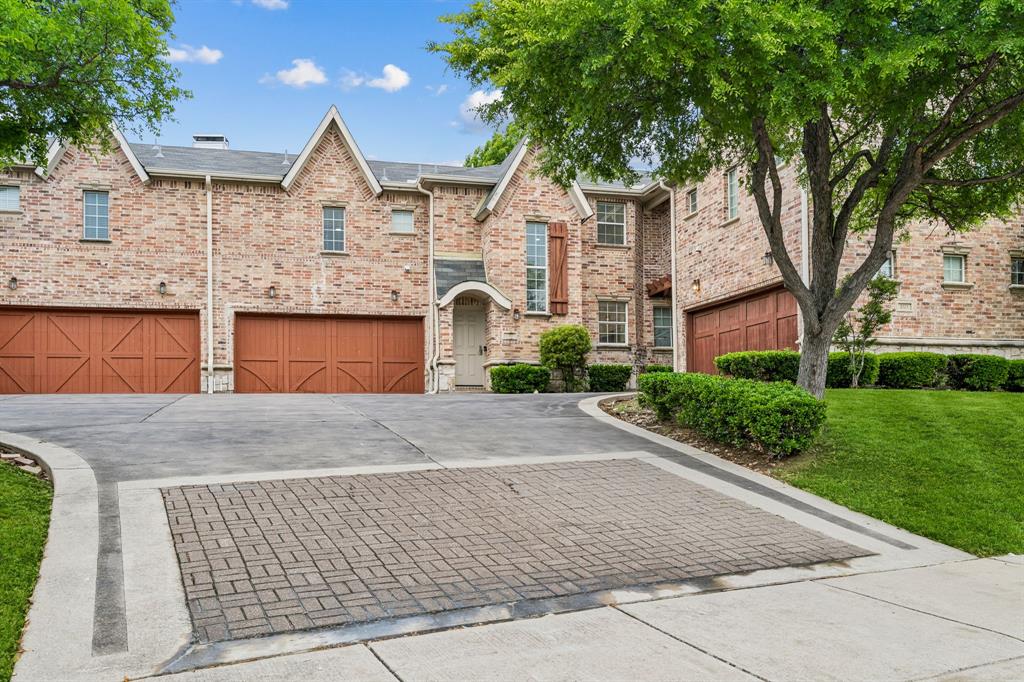 2117 Parkview