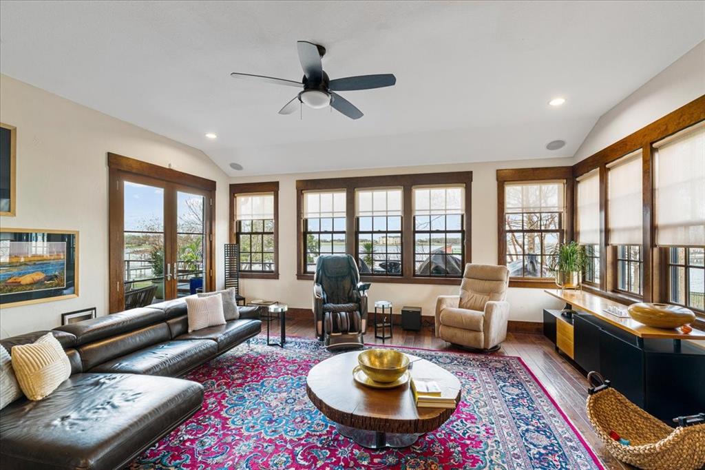 The Shores On Richland Chamb - Residential