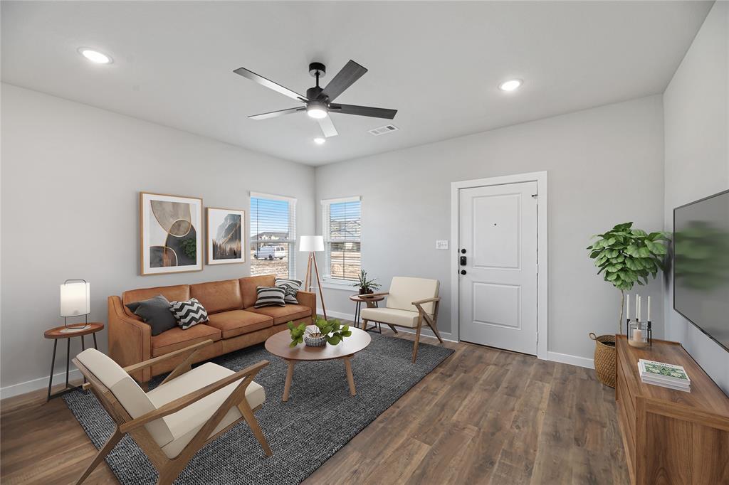 4405-4407-4409 Clovis Court